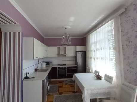 3 otaqlı köhnə tikili - 28 May m. - 80 m²