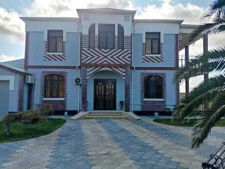 6 otaqlı həyət evi/bağ evi - Mərdəkan q. - 350 m²