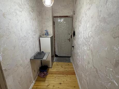 2 otaqlı köhnə tikili - Qaraçuxur q. - 45 m²