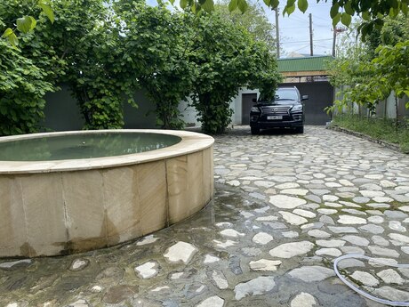 4 otaqlı həyət evi/bağ evi - Qəbələ - 130 m²