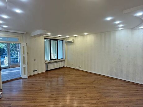 Obyekt - Elmlər Akademiyası m. - 150 m²