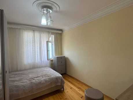 5 otaqlı köhnə tikili - Badamdar q. - 106 m²