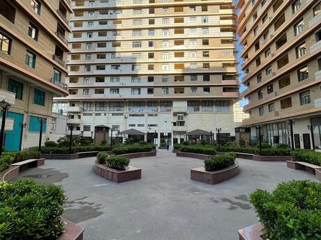 4 otaqlı yeni tikili - 28 May m. - 255.5 m²