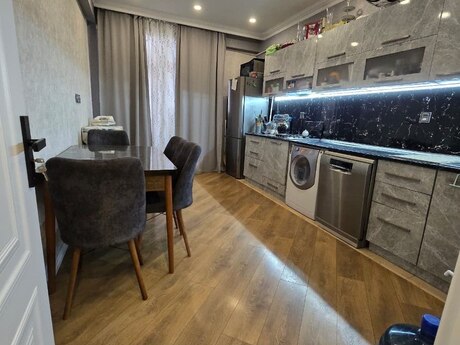 Объявление №6010765 - Баку, пос. Ени Ясамал, 2-комн., 97 м², 8/12 этаж