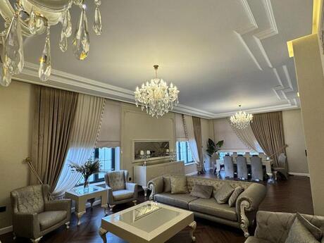 6 otaqlı həyət evi/bağ evi - Səbail r. - 480 m²