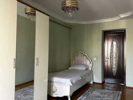 Elan №6010819 - Bakı, Nizami m., 3 otaqlı, 85 m², 4/5 mərtəbə