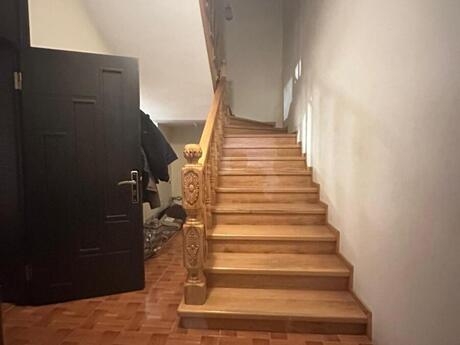 6 otaqlı həyət evi/bağ evi - Xocəsən m. - 350 m²