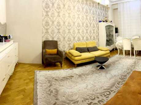 2 otaqlı yeni tikili - Azadlıq Prospekti m. - 75 m²