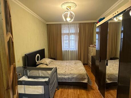 4 otaqlı köhnə tikili - Qaraçuxur q. - 100 m²