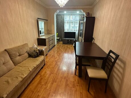 4 otaqlı köhnə tikili - Qaraçuxur q. - 100 m²