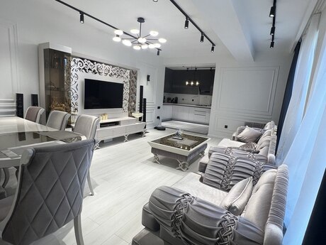 4 otaqlı yeni tikili - Əhmədli q. - 148 m²