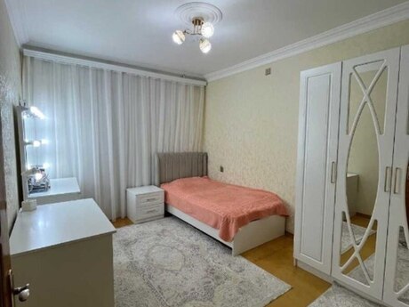 5 otaqlı köhnə tikili - Xalqlar Dostluğu m. - 125 m²