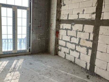 4 otaqlı yeni tikili - Ağ şəhər q. - 135.7 m²