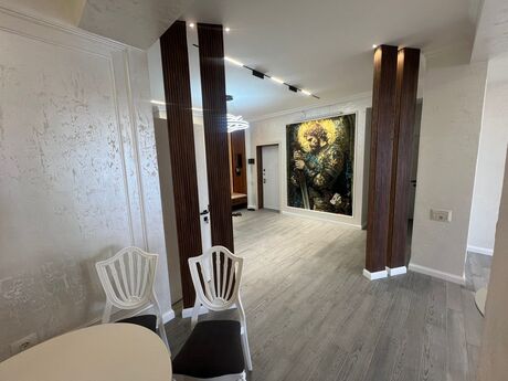 3-room apartment for rent, 125 m², 28 May: 1 600 ₼/mo 3