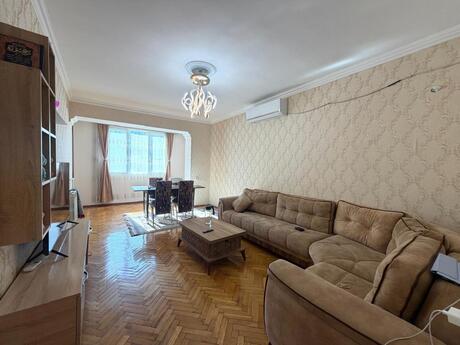3 otaqlı köhnə tikili - Gənclik m. - 70 m²