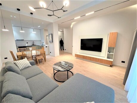 3 otaqlı yeni tikili - Ağ şəhər q. - 120 m²