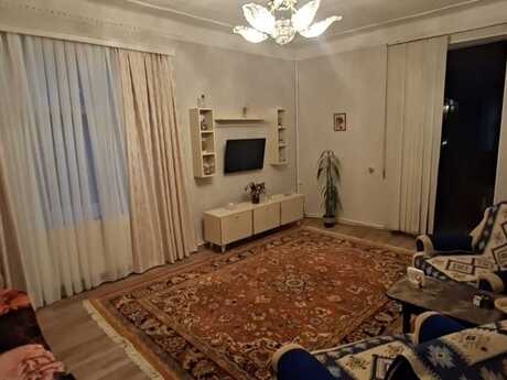Elan №6011488 - Bakı, Şah İsmayıl Xətai m., 2 otaqlı, 60 m², 1/4 mərtəbə