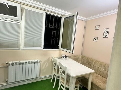 2 otaqlı köhnə tikili - Nəsimi r. - 65 m²