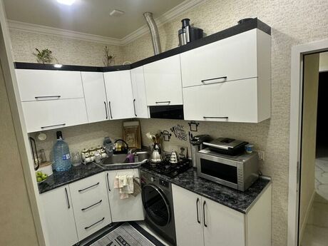 2 otaqlı köhnə tikili - Nəsimi r. - 65 m²