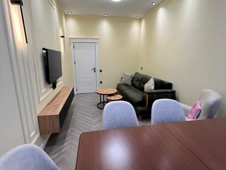 2 otaqlı yeni tikili - Nəsimi r. - 72 m²