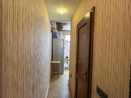 3 otaqlı köhnə tikili - Elmlər Akademiyası m. - 75 m²