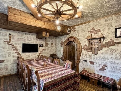 Объект - м. Элмляр Академиясы - 210 м²