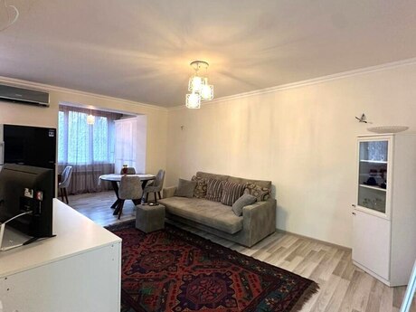 2-комн. вторичка - Ясамальский р. - 55 м²