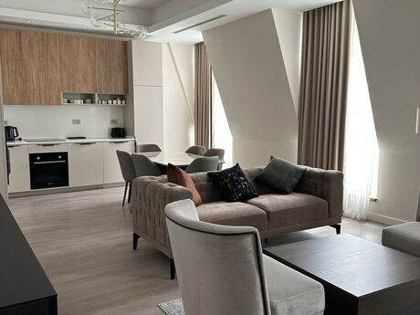 3 otaqlı yeni tikili - Şah İsmayıl Xətai m. - 100 m²