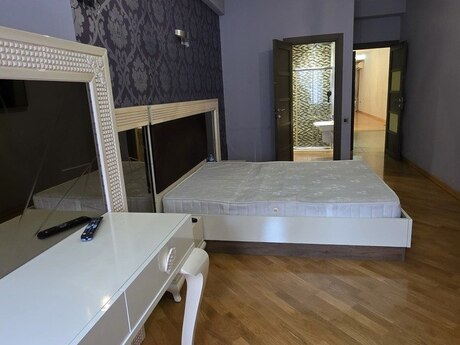 3 otaqlı yeni tikili - Gənclik m. - 155 m²