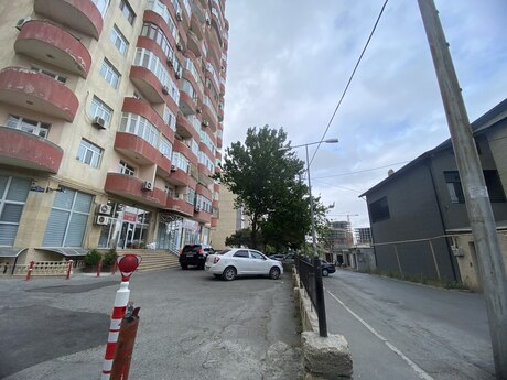 Obyekt - 8 Noyabr m. - 33 m²