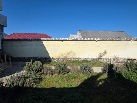 4 otaqlı həyət evi/bağ evi - Mərdəkan q. - 150 m²