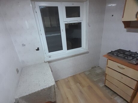 1 otaqlı köhnə tikili - Sumqayıt - 32 m²