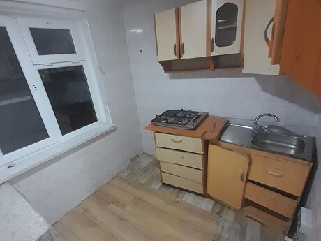 1 otaqlı köhnə tikili - Sumqayıt - 32 m²