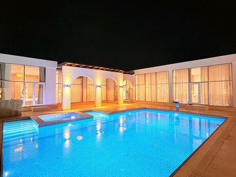 4 otaqlı həyət evi/bağ evi - Mərdəkan q. - 180 m²