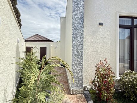 4 otaqlı həyət evi/bağ evi - Mərdəkan q. - 160 m²