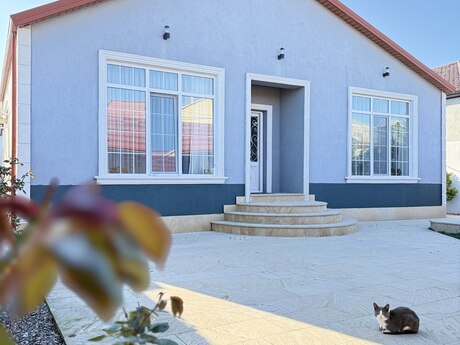 4 otaqlı həyət evi/bağ evi - Şüvəlan q. - 150 m²
