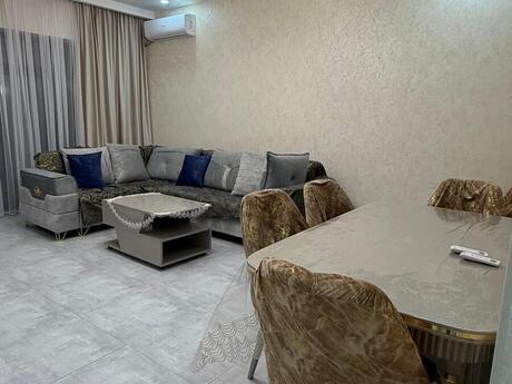 3 otaqlı həyət evi/bağ evi - Mərdəkan q. - 250 m²