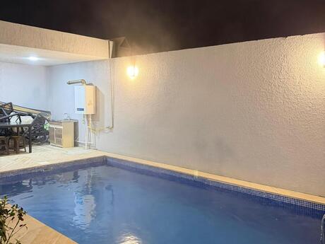 3 otaqlı həyət evi/bağ evi - Mərdəkan q. - 250 m²