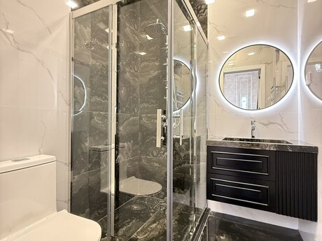 House with Garden, Villa For Sale