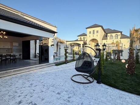 5 otaqlı həyət evi/bağ evi - Mərdəkan q. - 230 m²