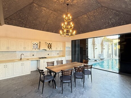5 otaqlı həyət evi/bağ evi - Mərdəkan q. - 230 m²