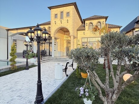 5 otaqlı həyət evi/bağ evi - Mərdəkan q. - 230 m²