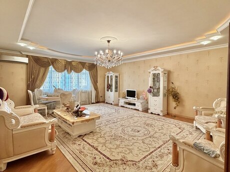 4-комн. новостройка - м. Элмляр Академиясы - 204 м²