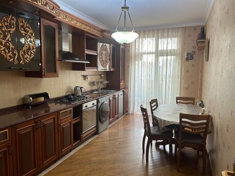 3 otaqlı yeni tikili - Nəriman Nərimanov m. - 140 m²