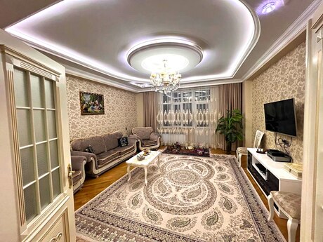 Elan №6012577 - Bakı, Neftçilər m., 3 otaqlı, 135 m², 5/12 mərtəbə