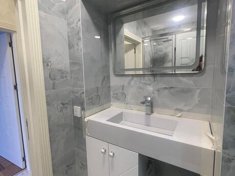 3 otaqlı köhnə tikili - İçəri Şəhər m. - 70 m²