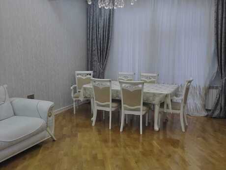 Объявление №6012633 - Баку, м. 20 января, 2-комн., 70 м², 5/12 этаж