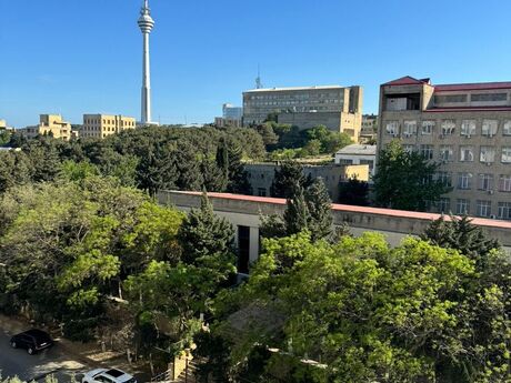 3 otaqlı köhnə tikili - Səbail r. - 100 m²