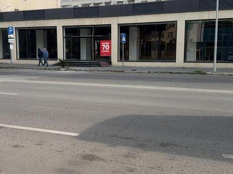 Obyekt - 8-ci mikrorayon q. - 600 m²