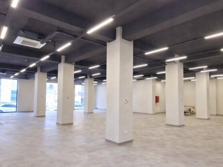 Obyekt - 8-ci mikrorayon q. - 600 m²